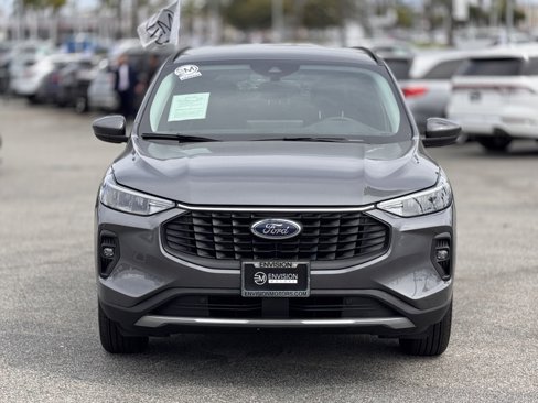 Used 2025 Ford Escape SE image 6