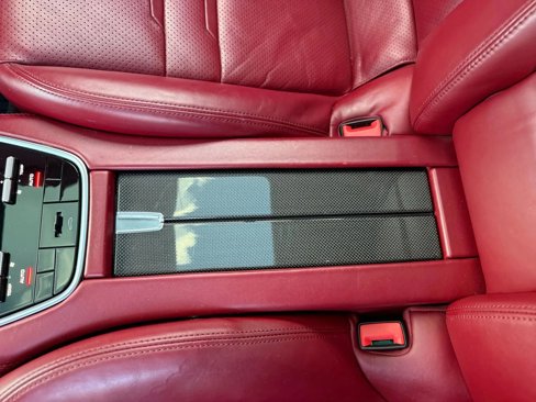 Used 2018 Porsche Panamera 4S image 44