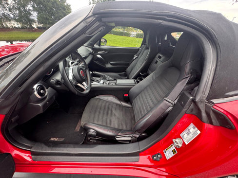 Used 2017 FIAT 124 Spider Abarth image 15