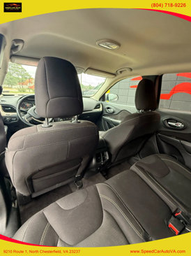 Used 2016 Jeep Cherokee Latitude w/ Safety/Convenience Group image 10