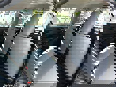 Used 2018 Toyota Corolla L image 51