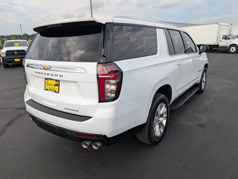 Used 2023 Chevrolet Suburban Premier image 8