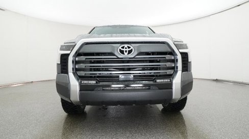 New 2025 Toyota Tundra Limited image 3