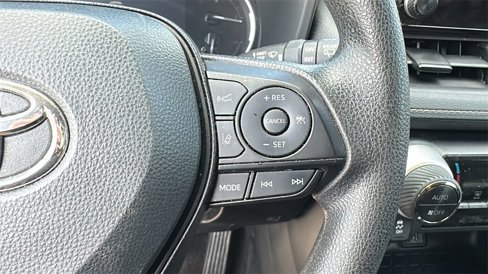 Used 2024 Toyota RAV4 XLE image 7