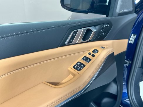 New 2026 BMW X7 xDrive40i w/ M Sport Package image 18