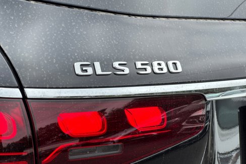 New 2026 Mercedes-Benz GLS 580 4MATIC image 37