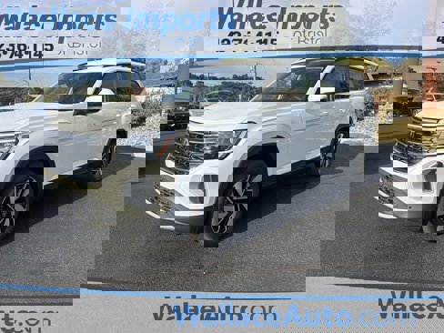 New 2026 Volkswagen Atlas SE image 1