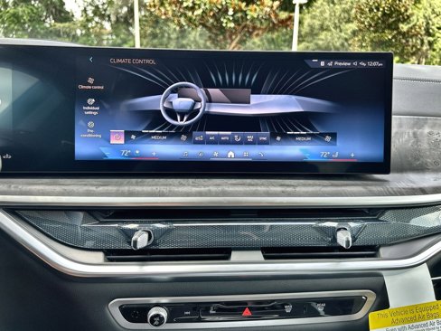 New 2026 BMW X7 xDrive40i w/ Premium Package image 23