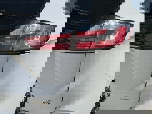 Used 2022 Ford Edge SEL image 7