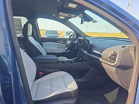 New 2026 Chevrolet Traverse High Country image 27