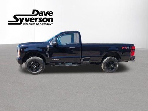 New 2026 Ford F350 4x4 Regular Cab Super Duty image 2
