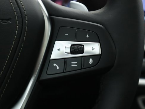 Used 2025 BMW X5 sDrive40i image 12