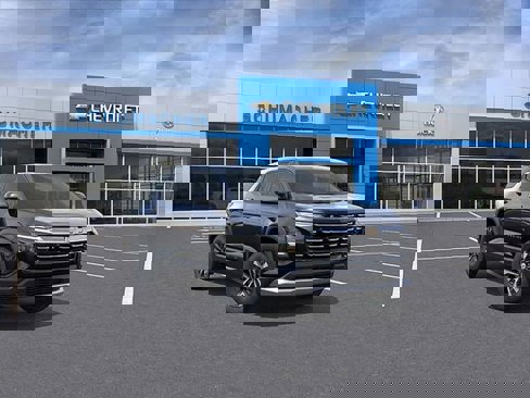 New 2026 Chevrolet Equinox LT w/ Convenience Package II image 1
