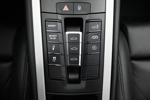 Used 2014 Porsche 911 50th Anniversary Edition image 32
