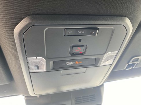 Used 2025 Toyota Tacoma SR5 image 28