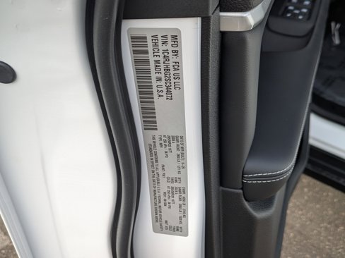New 2025 Jeep Grand Cherokee Limited image 25