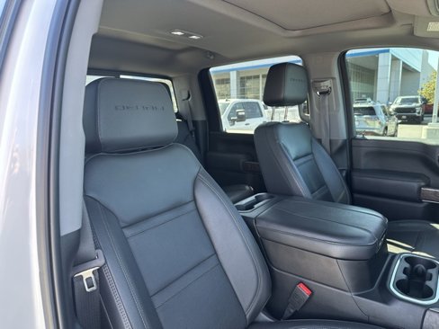 Certified 2023 GMC Sierra 3500 Denali w/ Technology Package image 16