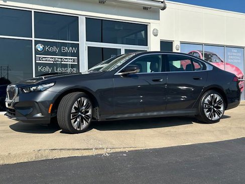 Certified 2024 BMW 530i xDrive image 8