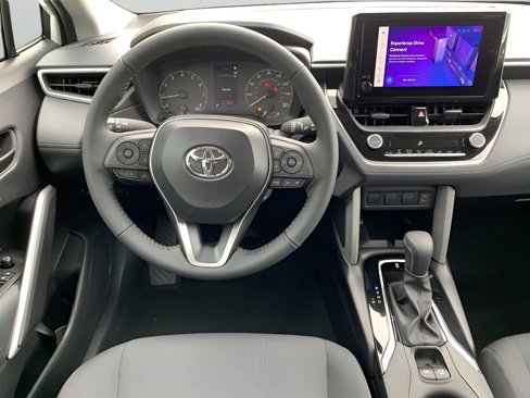 New 2025 Toyota Corolla Cross LE image 16