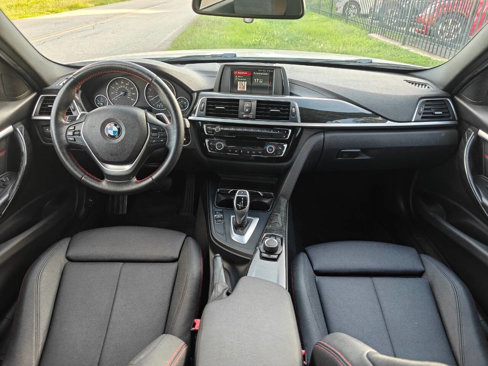 Used 2018 BMW 328d Sedan image 18