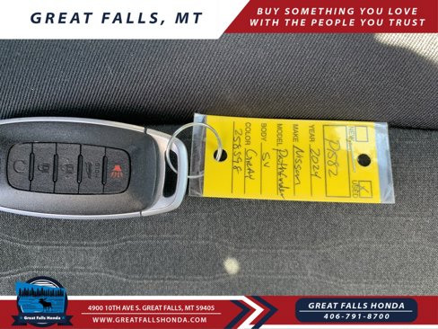 Used 2024 Nissan Pathfinder SV image 34