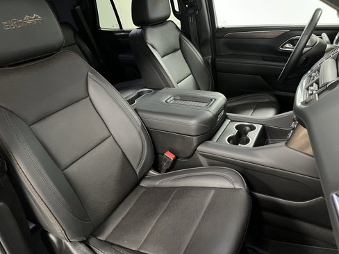 Used 2024 Chevrolet Tahoe High Country image 43