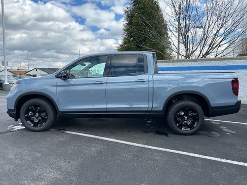 New 2026 Honda Ridgeline Black Edition image 2