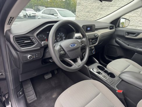 Used 2021 Ford Escape S image 6