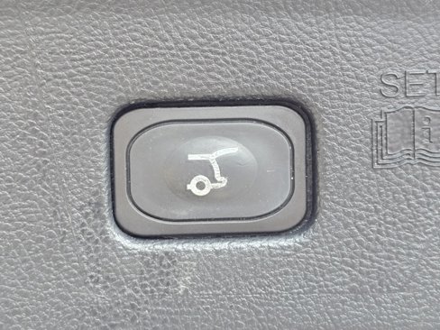 Used 2024 Ford Edge Titanium image 26