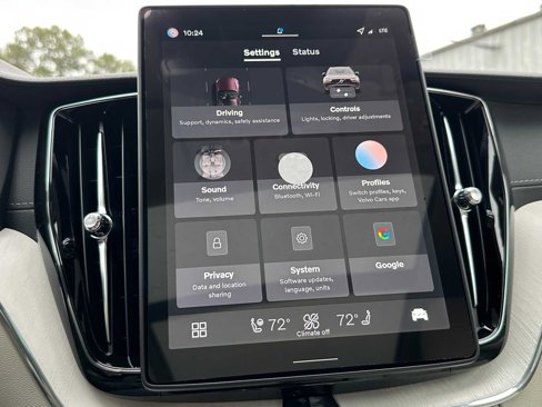 New 2026 Volvo XC60 B5 Ultra w/ Protection Package image 38