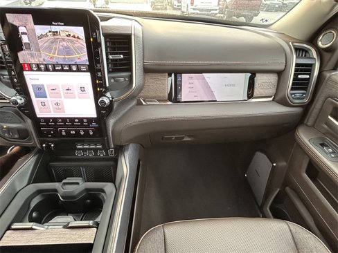 New 2025 RAM 2500 Limited image 34