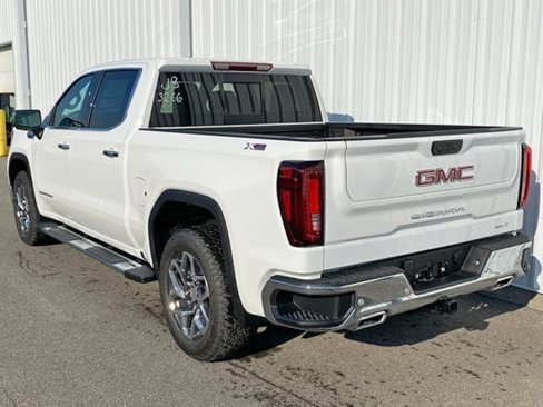New 2026 GMC Sierra 1500 SLT w/ SLT Premium Plus Package image 5