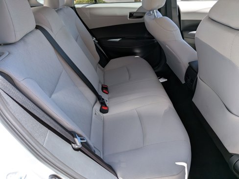 Used 2024 Toyota Corolla Cross LE image 20