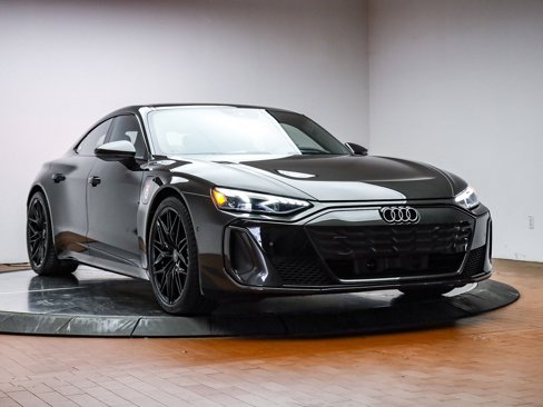 New 2025 Audi S e-tron GT Prestige image 10