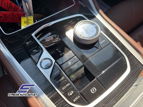 Used 2024 BMW X6 M60i w/ Dynamic Handling Package image 30