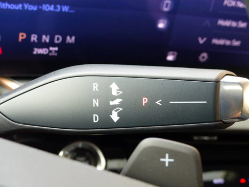 Used 2024 Buick Envision Sport Touring image 31