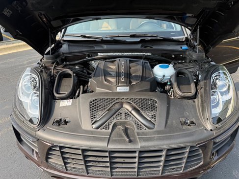 Used 2018 Porsche Macan S image 14