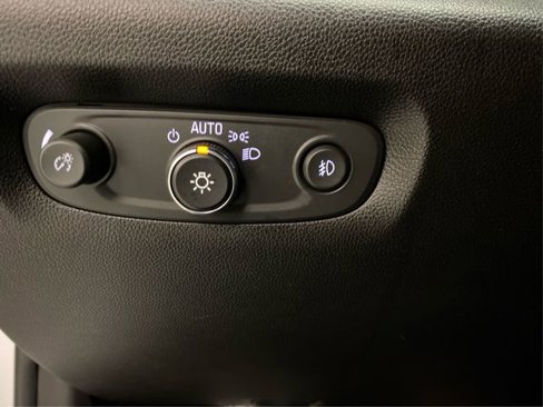 Used 2018 Chevrolet Traverse Premier w/ LPO, 'HIT The Road' Package image 23