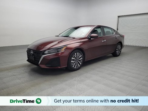 Used 2023 Nissan Altima 2.5 SV image 1