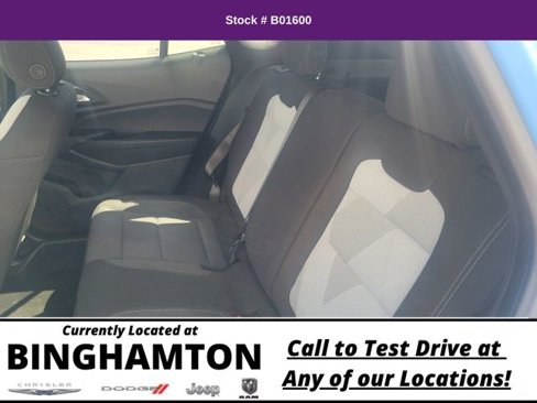 Used 2024 Chevrolet Trax RS image 10