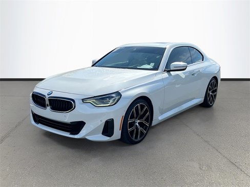 Used 2022 BMW 230i Coupe w/ Premium Package image 3