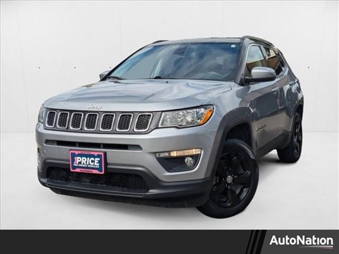 Used 2018 Jeep Compass Latitude image 1