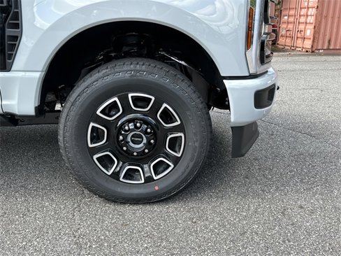 New 2025 Ford F250 Platinum image 12