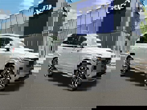 New 2026 Volvo XC90 B6 Ultra image 1