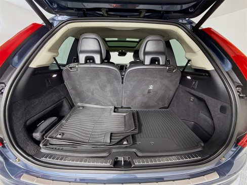 Used 2022 Volvo XC90 T6 Inscription w/ Advanced Package image 10