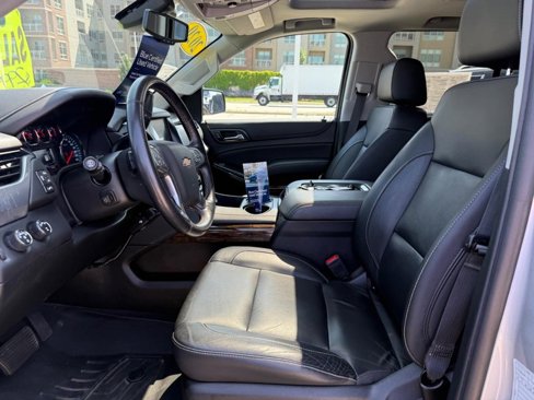 Used 2020 Chevrolet Tahoe LT image 17
