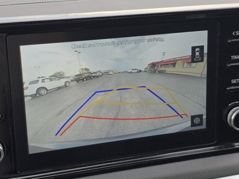 Used 2022 Kia K5 LXS image 2