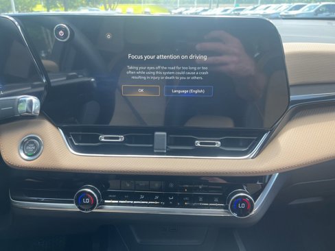 New 2026 Chevrolet Equinox ACTIV w/ Safety and Technology Package image 20
