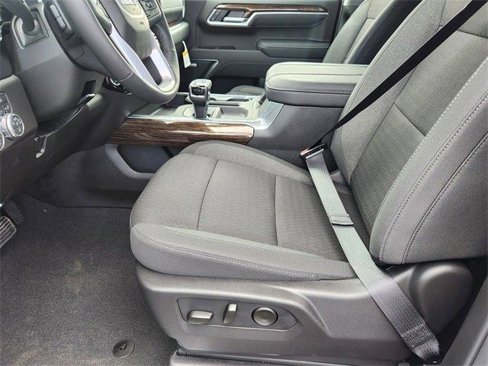 New 2026 GMC Sierra 1500 Elevation image 7