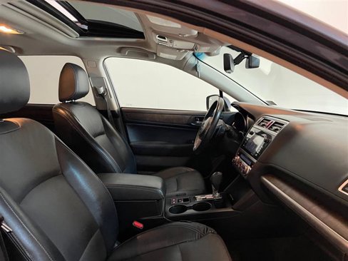 Used 2017 Subaru Outback 3.6R Limited image 44